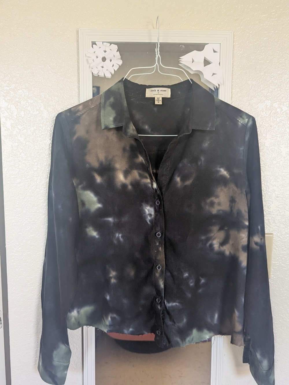 Cloth And StoneTie-Dye Button-Up Shirt in Dark Green and Black And Brown - Picture 5 of 7